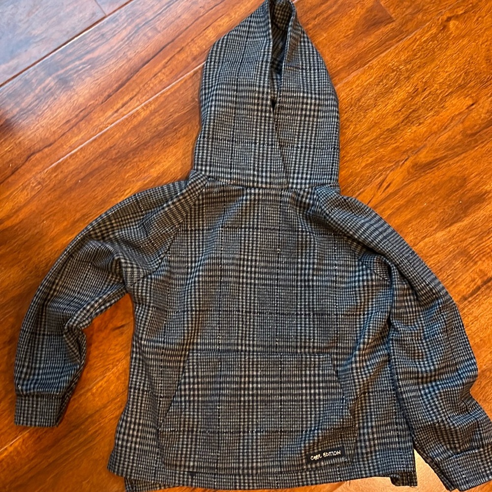Zara Girls houndstooth hoodie. Girls size 9